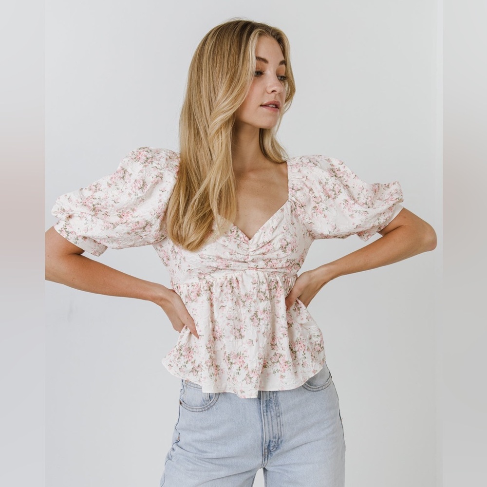 NWOT English Factory Pink and White Floral Puff Sleeve Smocked Babydoll Top